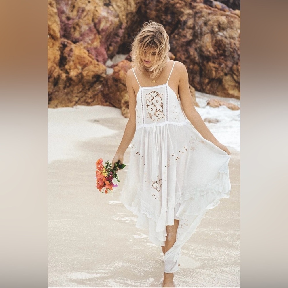 Spell HTF Isla Bonita Embroidered Midi Dress